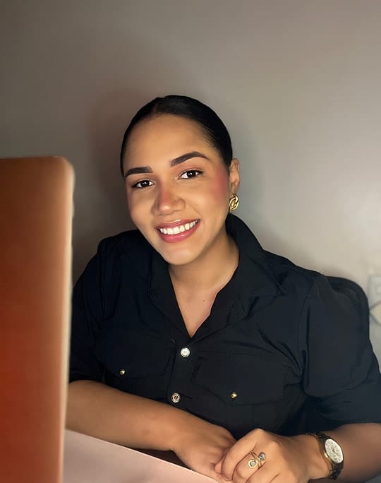 Acolhimento sem fronteiras: a psicoterapia online oferece a mesma escuta qualificada, ética e científica da sessão presencial, onde quer que você esteja.